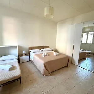 https://de-amicis-catania.catania-hotels.net